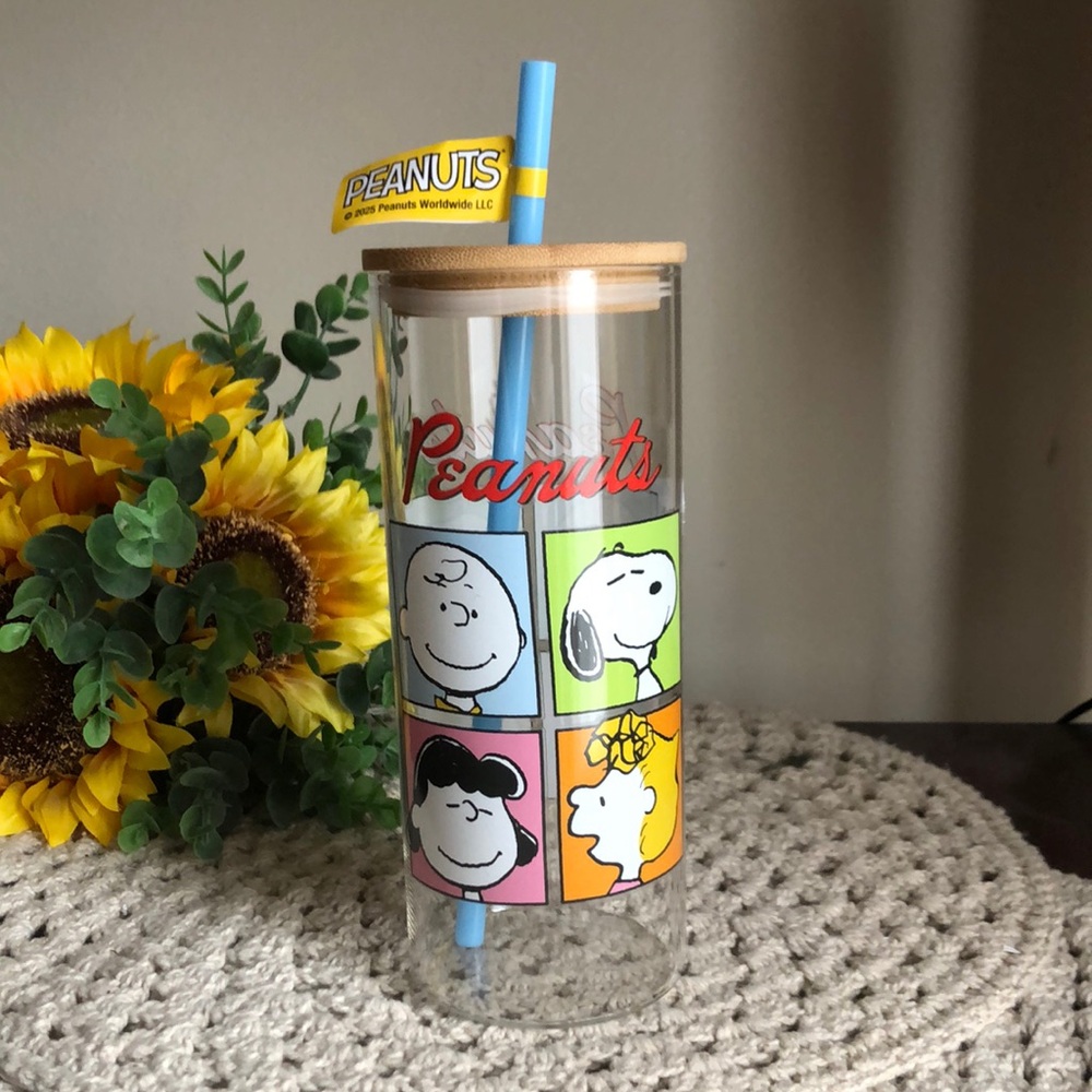 Peanuts Colorblock Character Glass Tumbler with Blue Straw